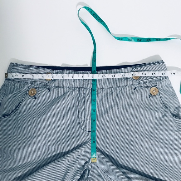 Izod blue and white stripes Capris size 8 - Picture 13 of 13